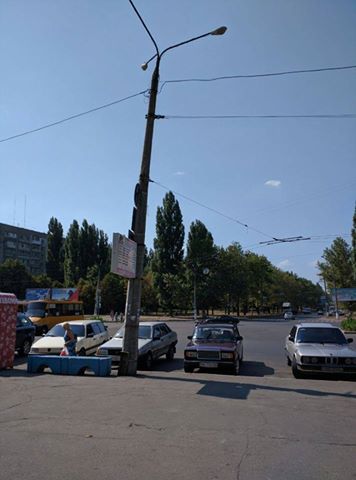 У Миколаєві збираються освітити площу біля залізничного вокзалу