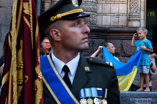 Як маленький патріот з українським прапором вразив соцмережі - фото 1
