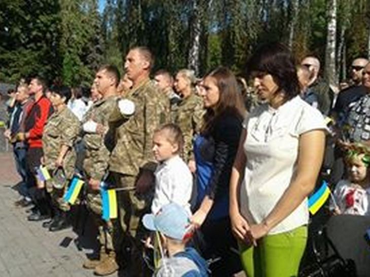 Вінничани приєднались до Всеукраїнського виконання гімну - фото 1