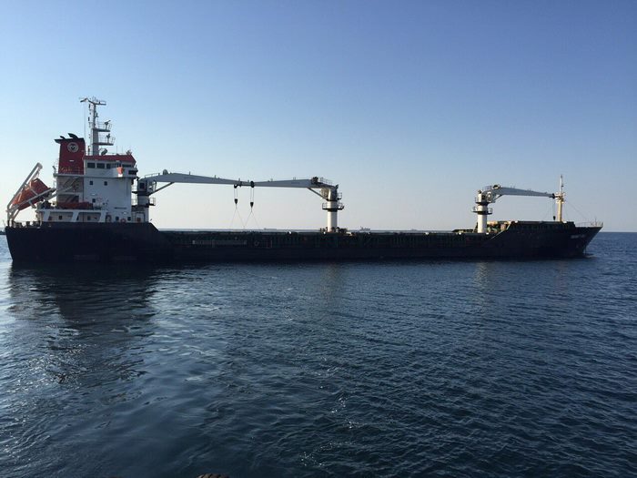 СБУ визволяло турецьке судно з миколаївським вантажем, яке силою захопили моряки - фото 1
