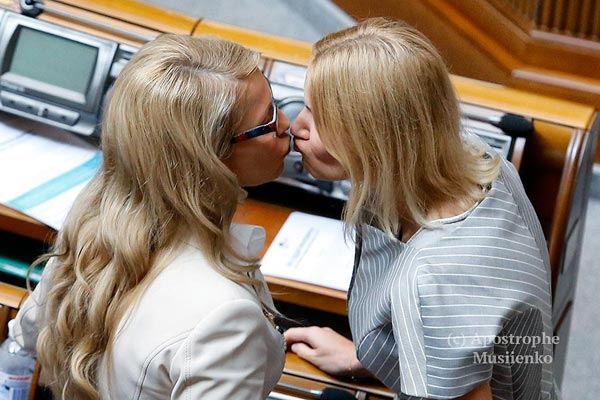 Сексуальний поцілунок Тимошенко та Черновецький знову хоче бути мером - фото 7