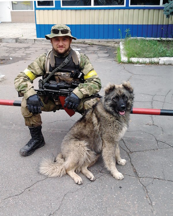 Чим займаються на Донбасі найкращі друзі бійців АТО - 7 - фото 6