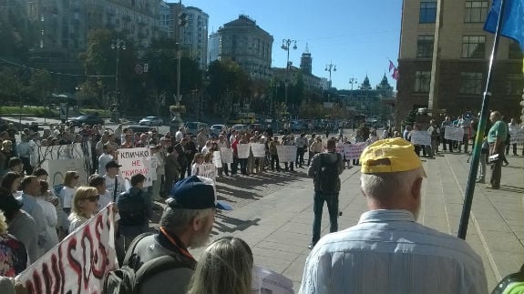Під Київрадою знову мітингують проти забудов - фото 1