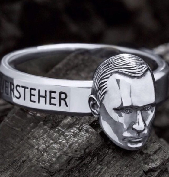 В анексованому Криму Кіркорову подарували перстень з Путіним - фото 3
