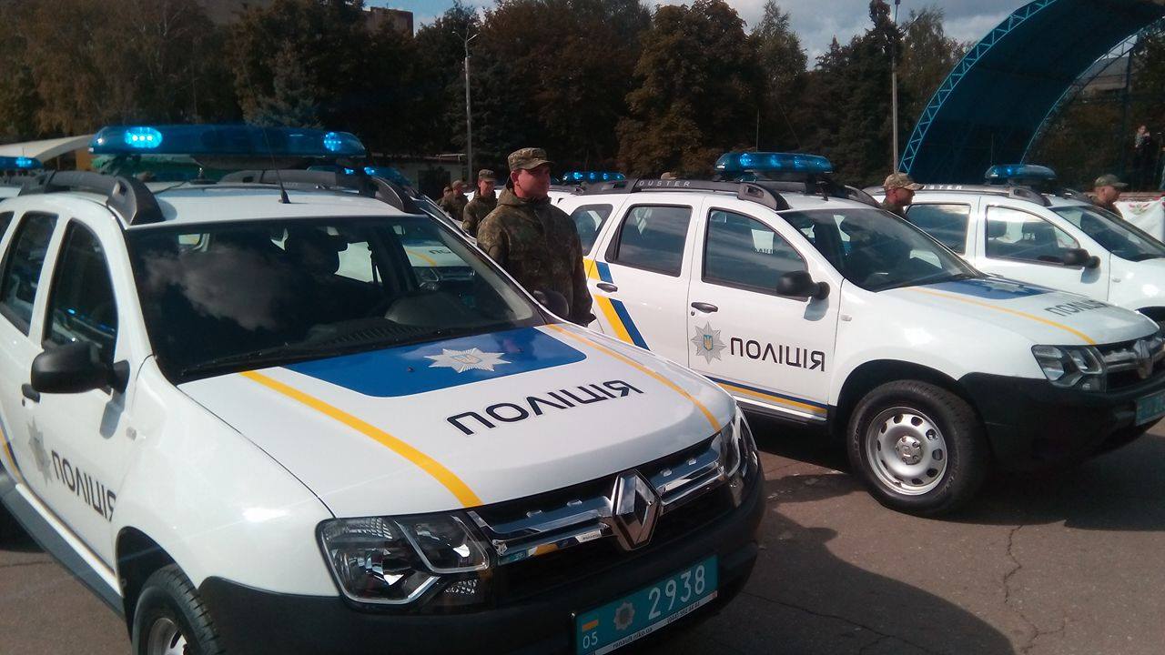 Луганщина отримала від Авакова нові поліцейські авто - фото 3