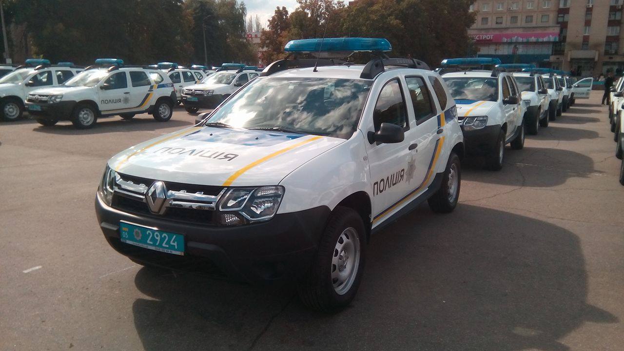 Луганщина отримала від Авакова нові поліцейські авто - фото 2