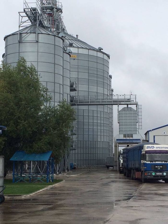 На Донеччині рейдери "віджали" елеватор та вивезли зерна на 5 мільйонів (ФОТО) - фото 3