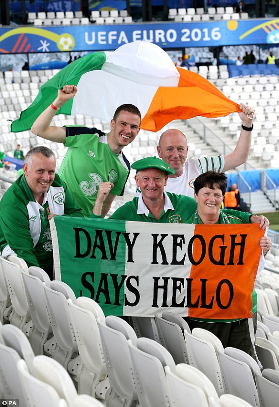 Як виглядають фанати Бельгії та Ірландії - фото 3