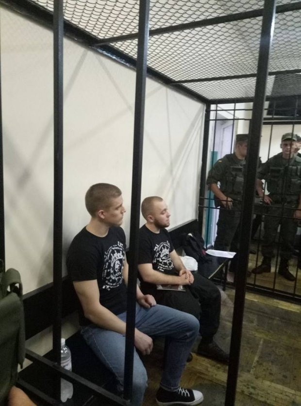 У київському суді почалися сутички  - фото 3