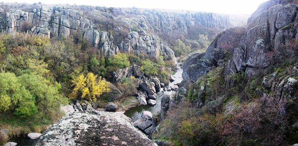 Рай і в наметі: 8 маловідомих місць в Україні, які варто відвідати на травневі свята - фото 16 Рай і в наметі: 8 маловідомих місць в Україні, які варто відвідати на травневі свята - фото 16