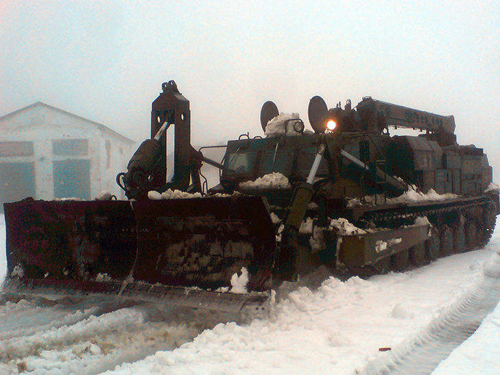 До боротьби із сніговою стихією на Одещині залучили армію - фото 1