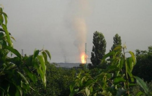 Пожежа на газопроводі у Красногорівці: Полум'я піднялося на 150 метрів (ФОТО, ВІДЕО) - фото 4