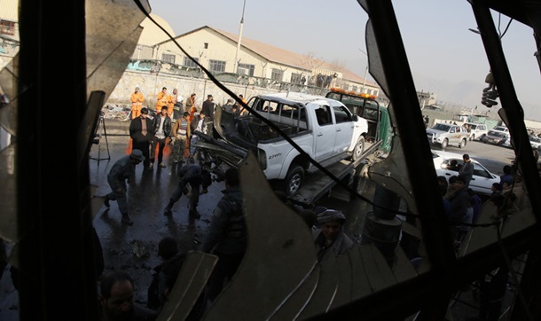 У столиці Афганістану прогримів вибух: постраждали понад 30 людей - фото 2