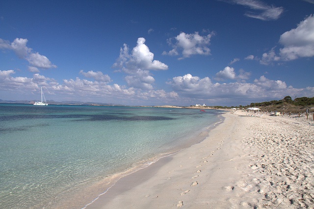 ТОП-11 кращих пляжів Європи для літнього відпочинку - фото 2