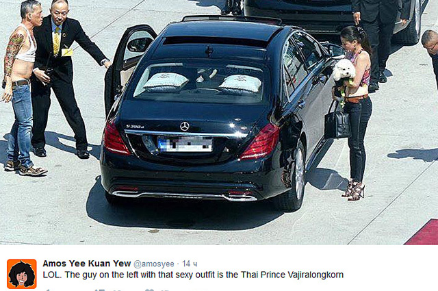 63-річний принц Таїланду прилетів до Європи в сандалях, топіку і з білим пуделем - фото 1