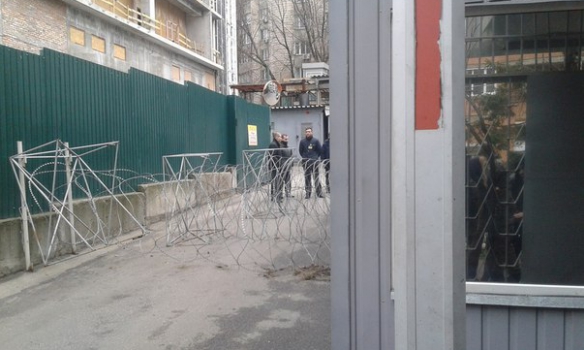 "Азовці" заблокували "Інтер" (ФОТО) - фото 3