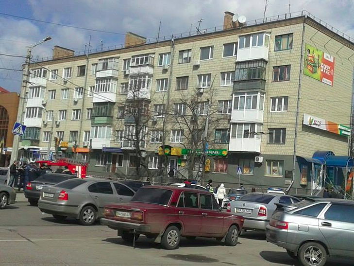 У центрі Кіровограда стався вибух, постраждала людина - фото 2