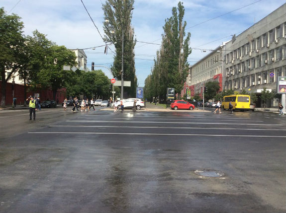 У столиці закінчили ремонт дороги на бульварі Шевченка  - фото 1