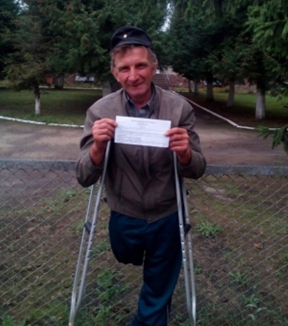 Прикарпатцю, який втратив ногу на Майдані, вручили повістку до армії - фото 1