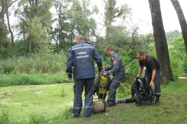 На Харківщині разом із автомобілем потонули дві жінки - фото 1