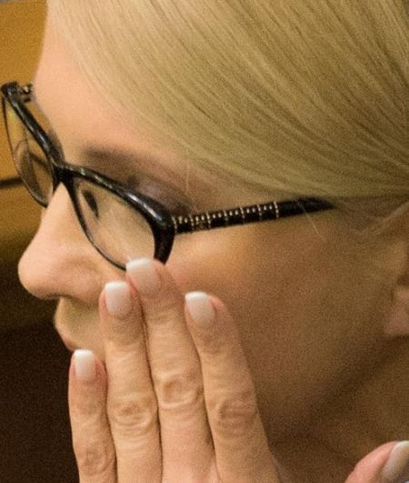 Стало відомо, скільки тисяч коштують окуляри "бідної" Тимошенко - фото 4