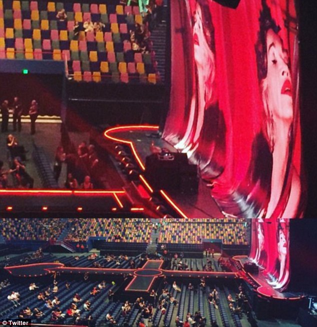 Як Мадонна після конфузу у Мельбурні виступала на напівпорожньому стадіоні - фото 1