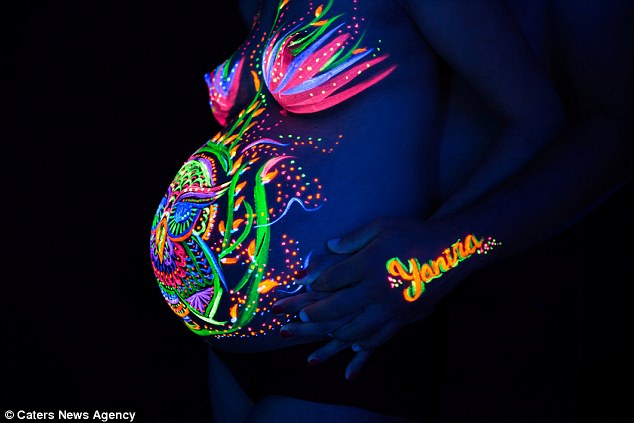Новий тренд: вагітні шаленіють від малюнків на своєму животі - фото 5