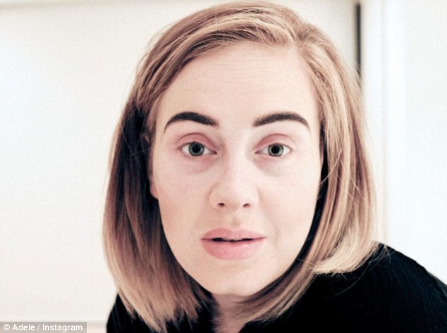28-річна Адель без макіяжу вразила хворобливим обличчям  - фото 1