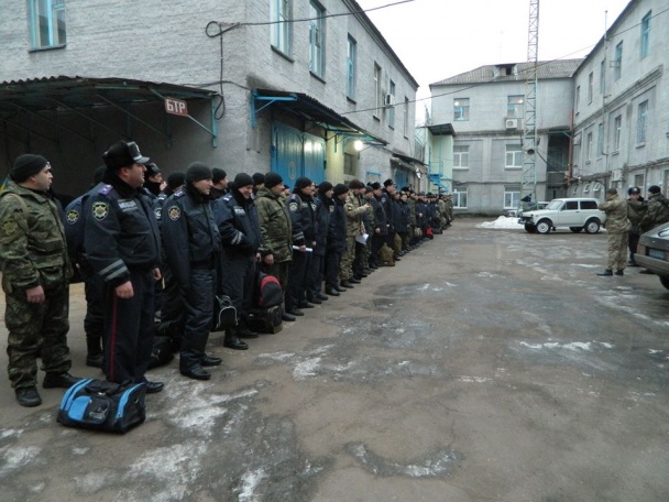 Всю поліцію Донеччини підняли по "тривозі" - фото 1