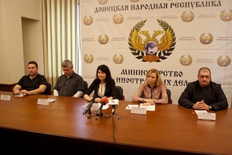 Підсумки тижня в "ДНР": Як куряче непорозуміння Захарченко самому Ахметову хамив - фото 4