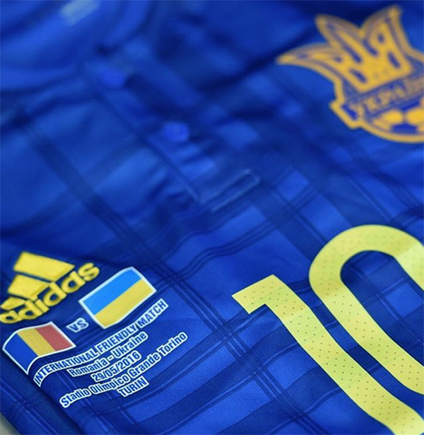 В яких футболках збірна України зіграє з румунами - фото 1