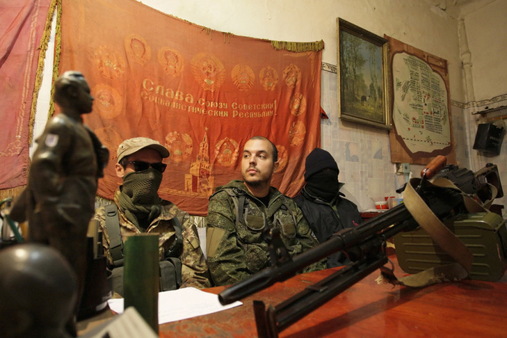 Анатомія путінських "гібридів". Як воюють окупанти на Донбасі - фото 1