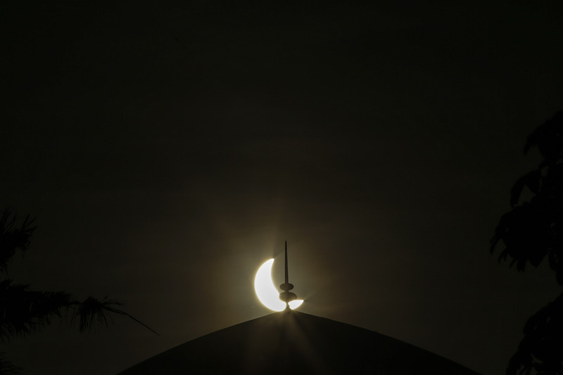 NASA показало повне сонячне затемнення - фото 1