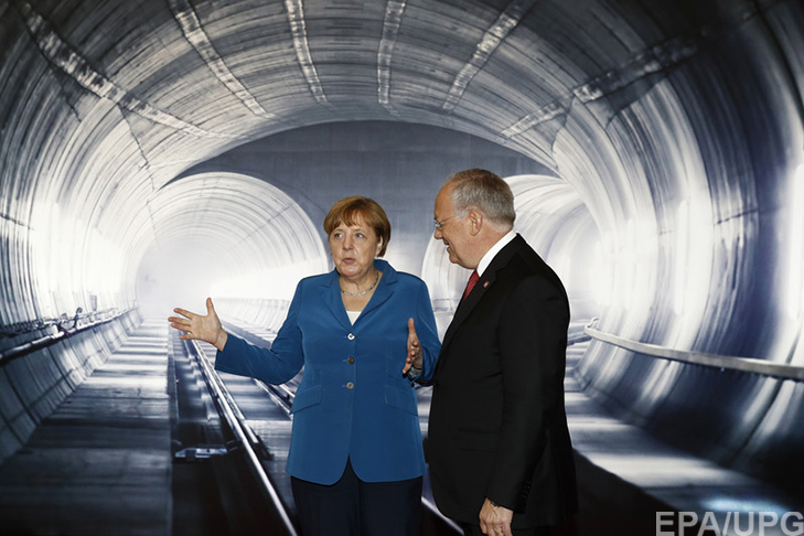 Як у Швейцарії відкривався найдовший у світі залізничний тунель (ФОТОРЕПОРТАЖ) - фото 12