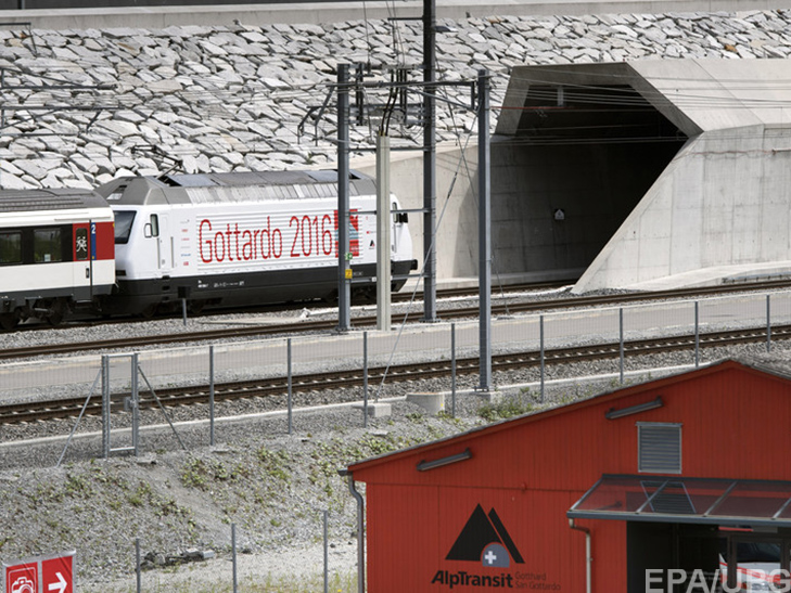 Як у Швейцарії відкривався найдовший у світі залізничний тунель (ФОТОРЕПОРТАЖ) - фото 10