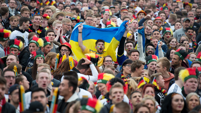 Як українці вболівають за збірну на Євро-2016 - фото 13