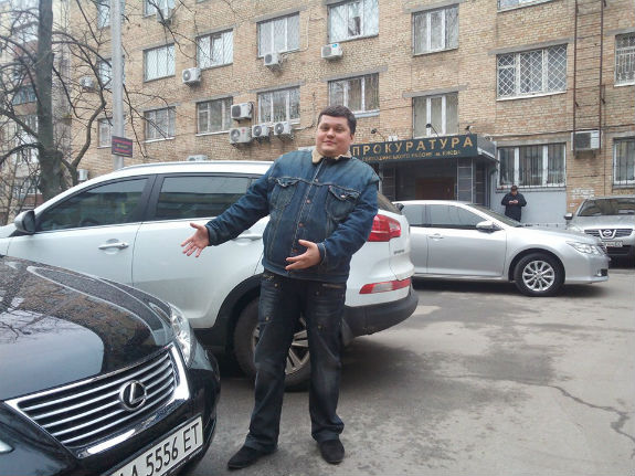На яких іномарках гасають бідні прокурори Києва  - фото 6