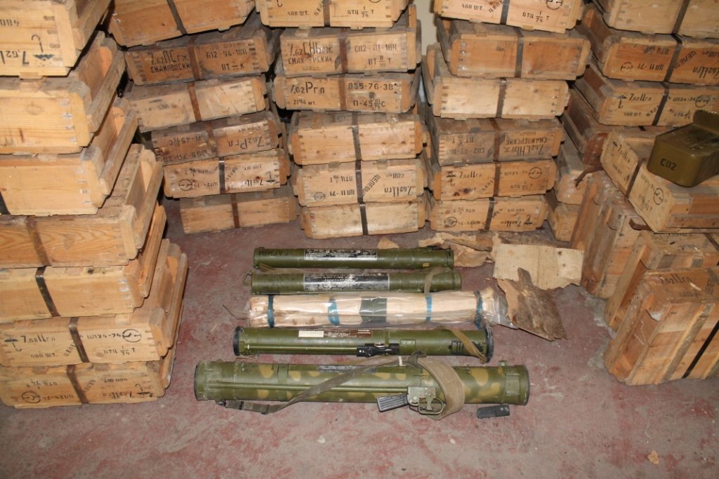 У "ЛНР" заявляють, що знайшли зброю, якою хотіли підірвати Плотницького (ФОТО) - фото 2
