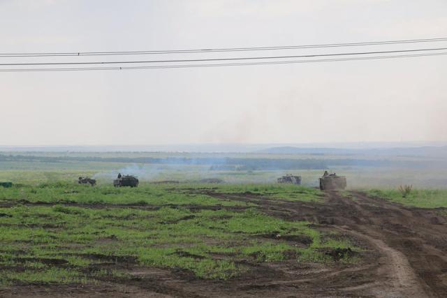 Бойовики "ДНР" проводять військові навчання на танках (ФОТО) - фото 3 Бойовики "ДНР" проводять військові навчання на танках (ФОТО) - фото 3
