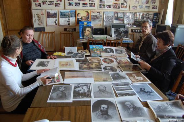 В окупованому Криму пройшли Шевченківські літературні читання - фото 2