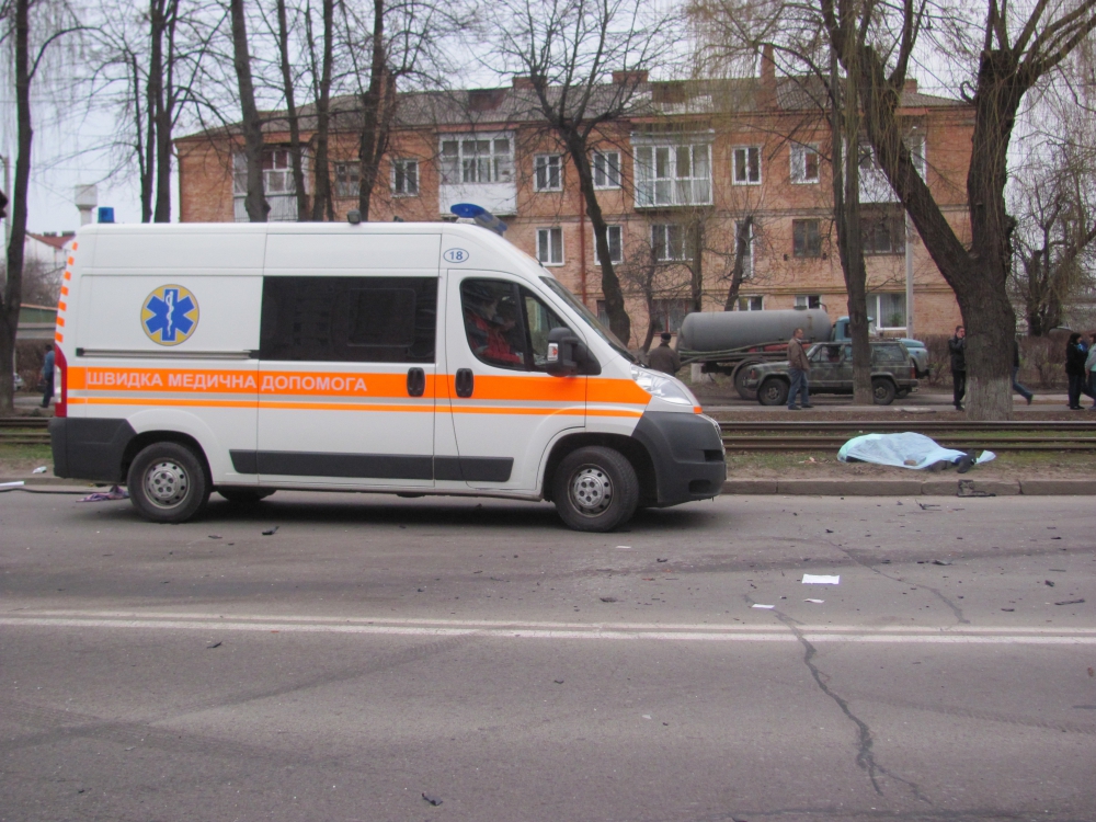 У Вінниці на Пирогова сталась смертельна аварія - фото 1