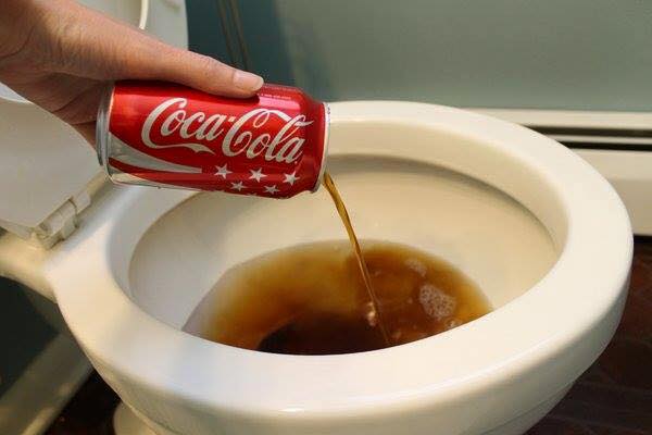 Українці продовжують стібатися з Coca Cola, яка не знає, чий Крим (ФОТОЖАБИ) - фото 5