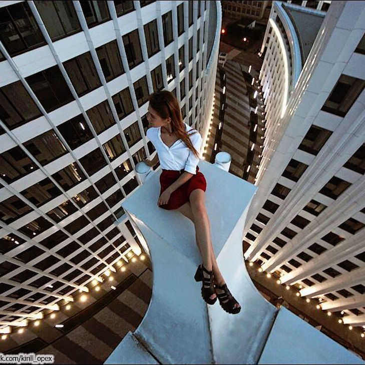 Завжди на висоті: Як 23-річна дівчина робить найнебезпечніші селфі в світі - фото 4