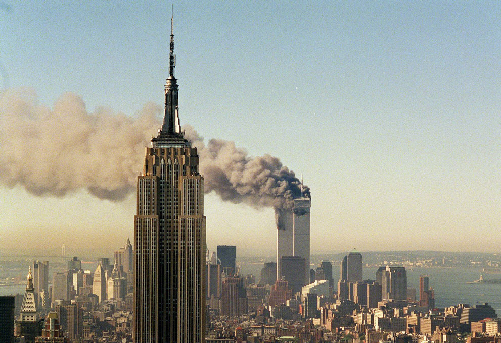 Трагедія 9/11: Сьогодні 14-та річниця наймасштабнішого теракту в історії США (ФОТО, ВІДЕО) - фото 1 Сегодня 14 годовщина самого масштабного теракта в истории США (фото, видео)