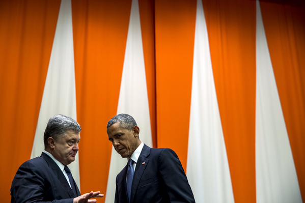 Порошенко та Обама знайшли можливість поспілкуватися наодинці - фото 2