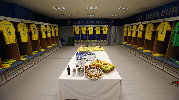 Україна грає проти Німеччини (ХРОНІКА) - фото 2 Україна грає проти Німеччини (ХРОНІКА) - фото 2
