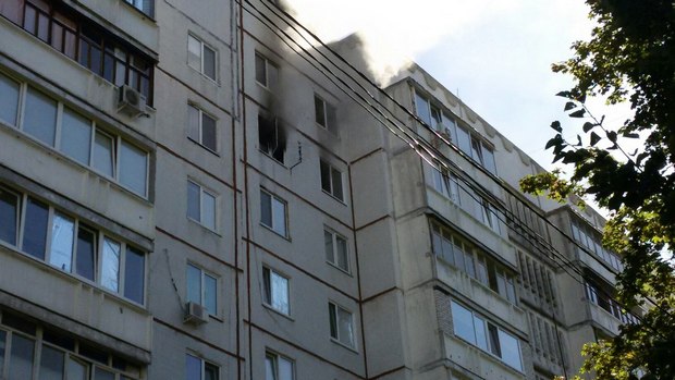 У Харкові під час пожежі в багатоповерхівці евакуювали дев’ять осіб - фото 2