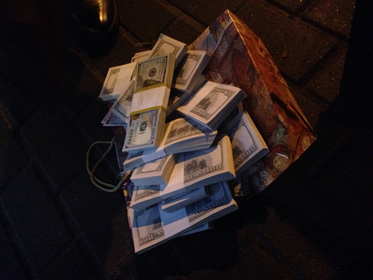 Зятя Ківалова затримали в Києві при отриманні хабаря в 150 тисяч доларів - фото 1