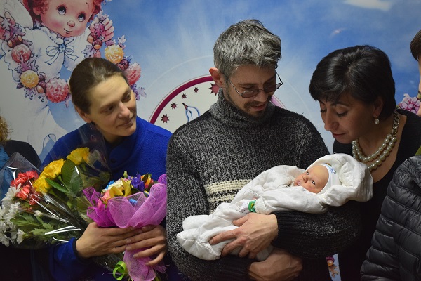 Родина відомих переселенців поповнилася у Дніпропетровську - фото 2