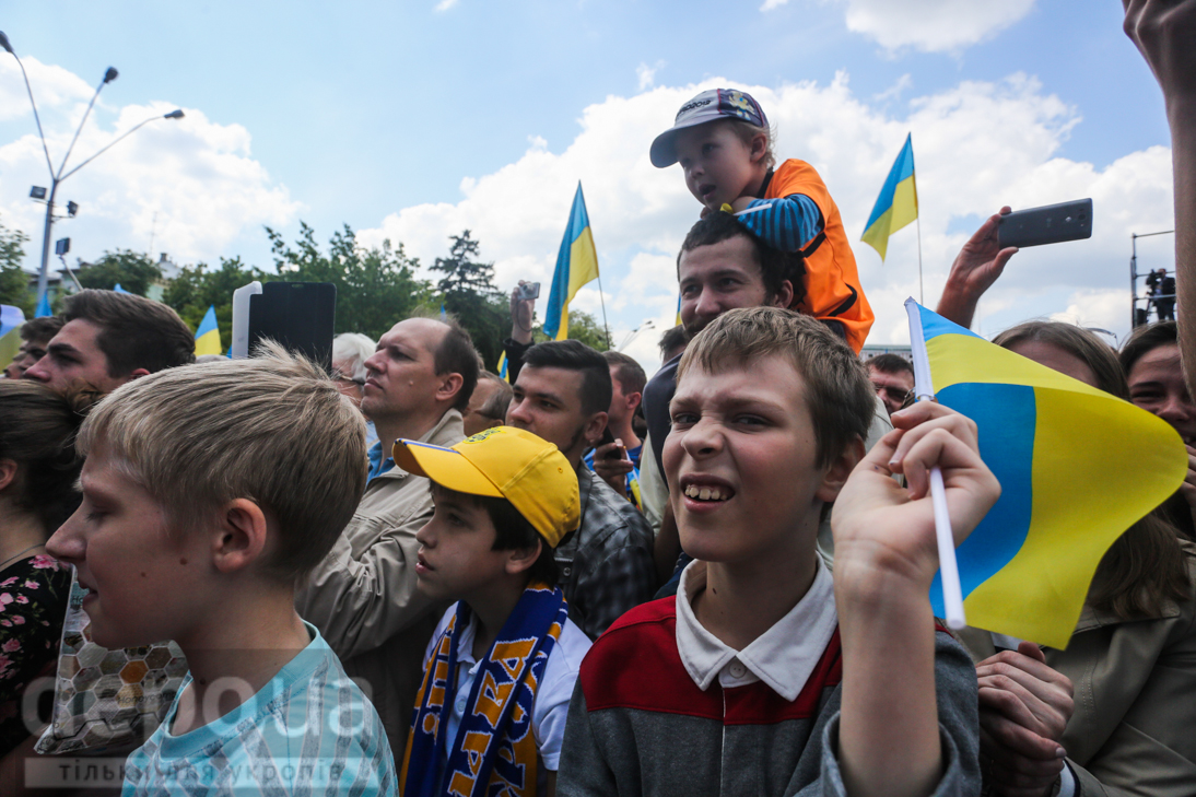 Як українці провели збірну на "Євро-2016" - фото 1